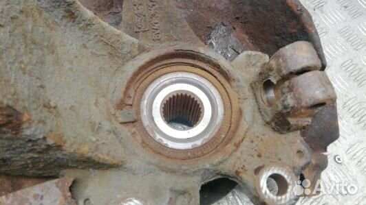 Ступица передняя правая ford kuga 1 (OKR07N901)