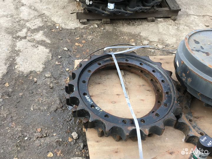 Звездочка для Hitachi ZX240 (ZX225/FH220) ITR