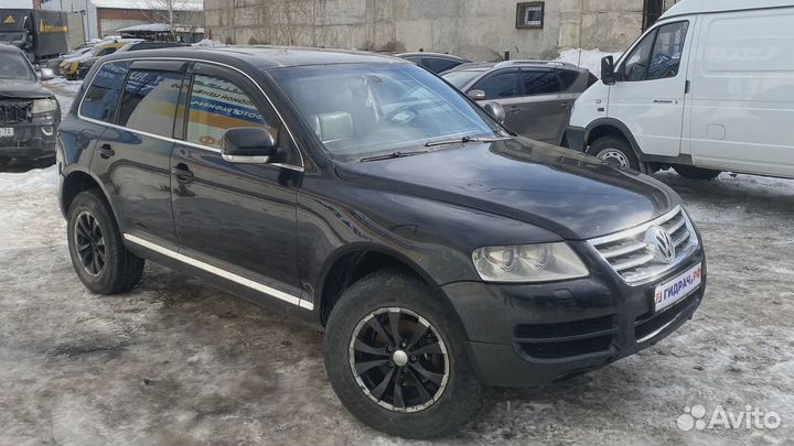 Решетка вентиляционная Volkswagen Touareg (GP) 4A0