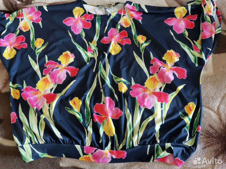 Блузки женские новые 56-58