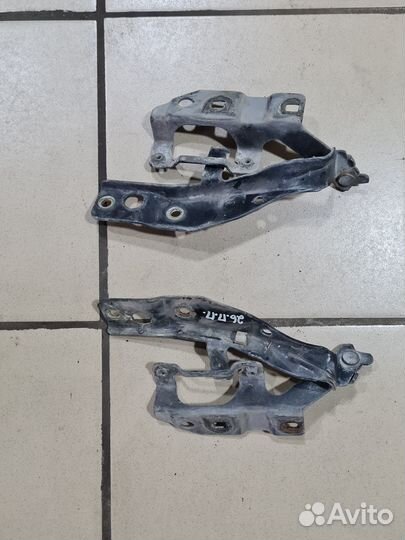 Петля капота Nissan X-Trail Т30