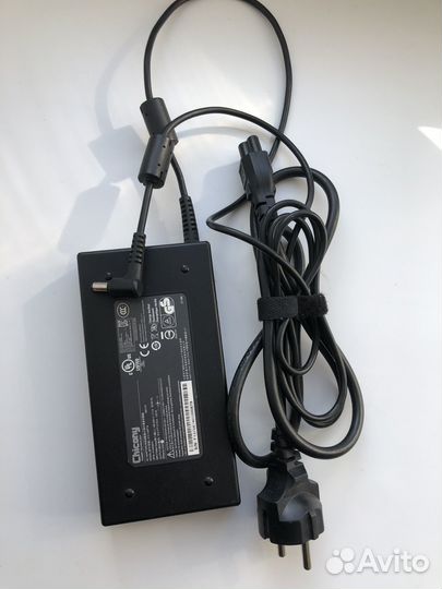Зарядное устройство (Блок питания) для ноутбука