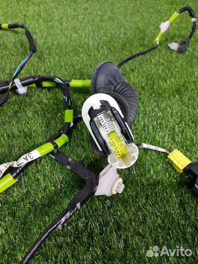 Проводка двери передней правой Lexus RX 4 2017