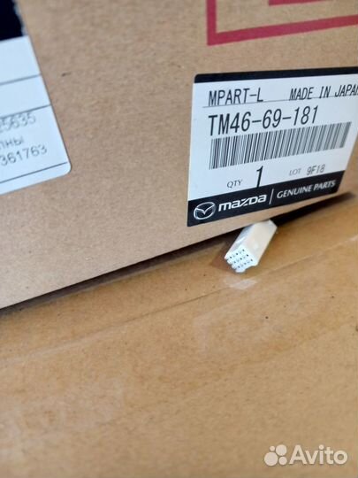 Mazda CX9 с 2017г. Корпус зеркала левого TM4669181