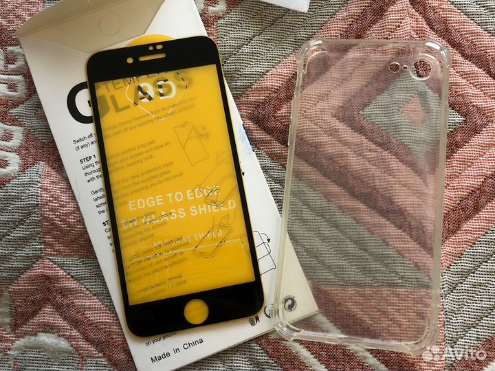 Защитное стекло iPhone 7