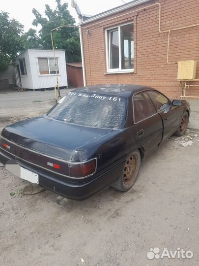 Салон toyota carina еd