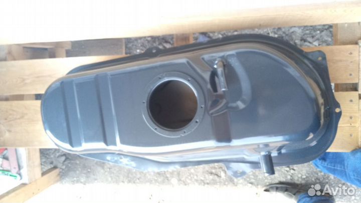 Бак топливный 96298299 дэу матиз