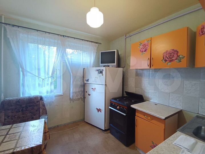 2-к. квартира, 60 м², 1/5 эт.