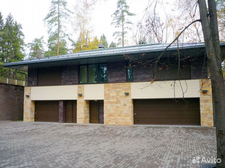 Ворота гаражные. Алютех. 2750х2250. В наличии