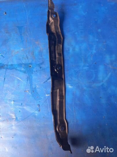 Пыльник крыла правый Kia Rio 3