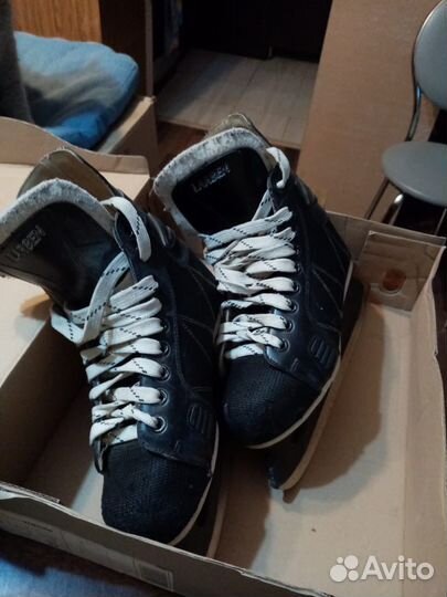 Коньки хокейные