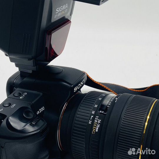 Фотоаппарат Sony Alpha dslr-A200 с объективом Sigm