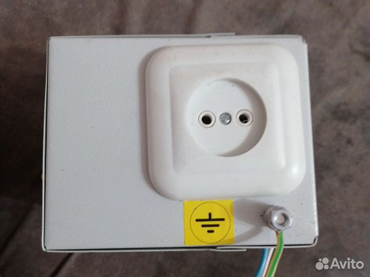 Понижающий трансформатор с 220/36В