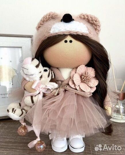 Кукла интерьерная