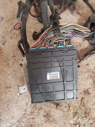 Эбу (мозги) Mitsubishi Dion 4g94