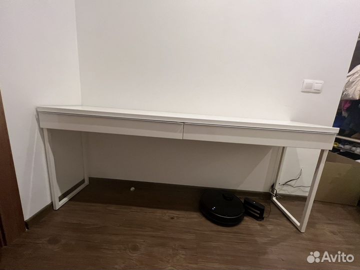 Стол IKEA besto burs