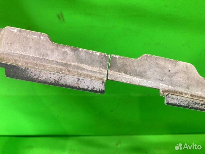 Облицовка фары volvo FH13