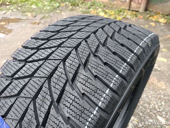 Triangle PL01 225/45 R17 92R