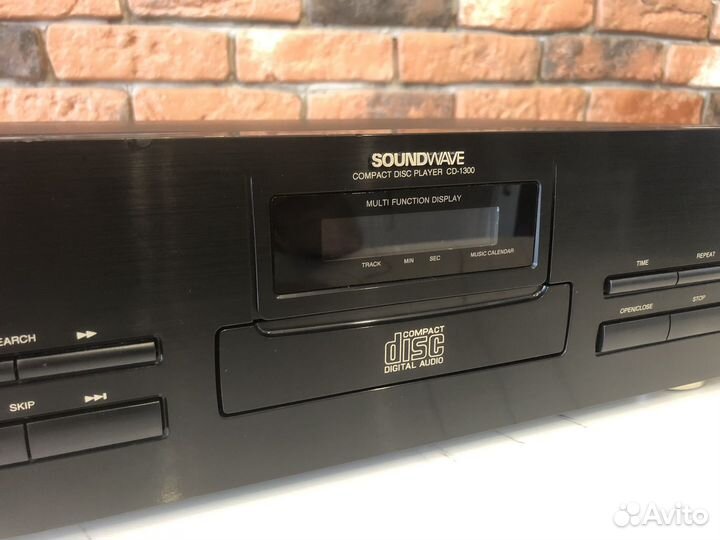 Cd проигрыватель SoundWave CD-1300 (Германия)