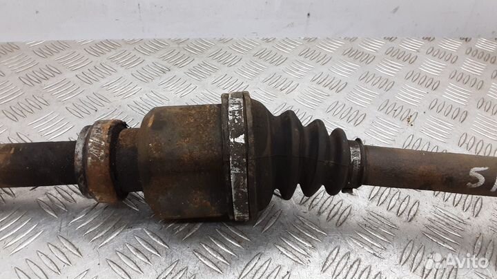 Полуось передняя правая (приводной вал, шрус)