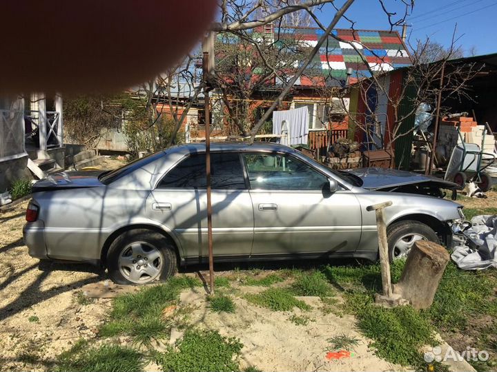 Авто на запчасти toyota chaser GX-100