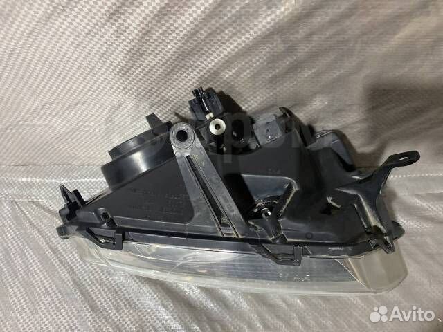 Фара передняя правая Renault Duster 2010-2015