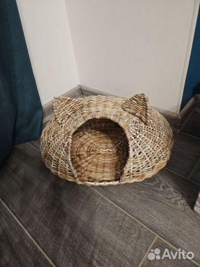 Лежанка домик для кота