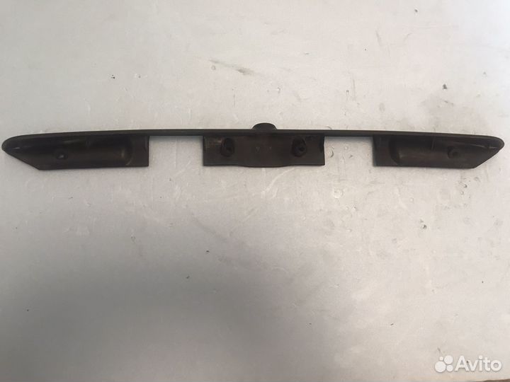 Накладка крышки багажника бмв е36