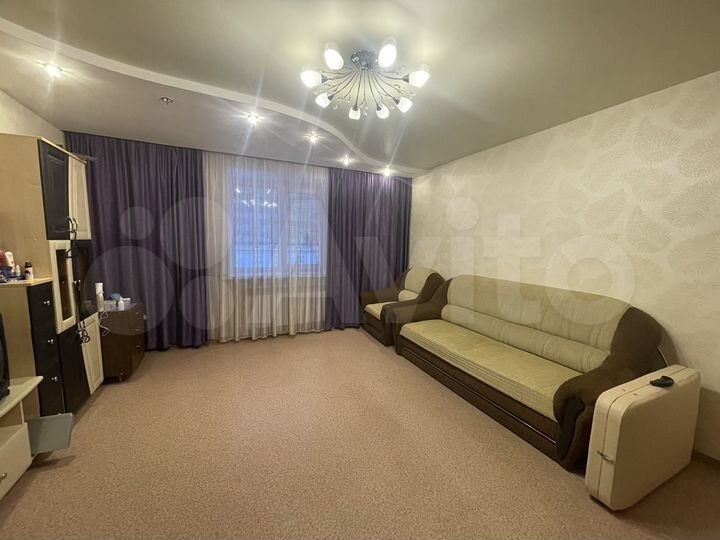 2-к. квартира, 58 м², 1/6 эт.