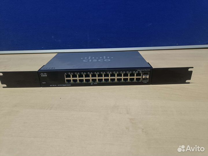 Коммутатор Cisco SG102-24