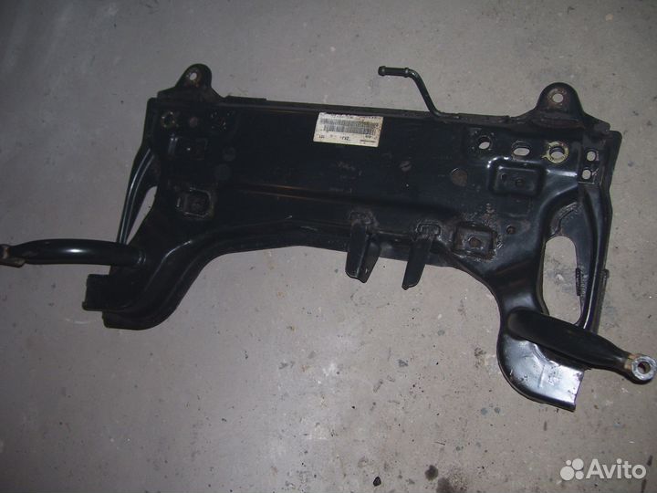 Форд фьюжен балка подмоторная