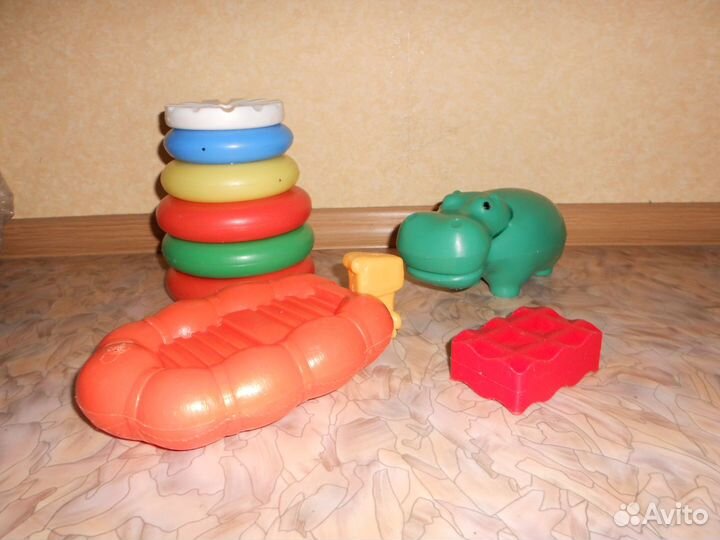 Старые Игрушки