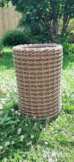 Кашпо из ротанга