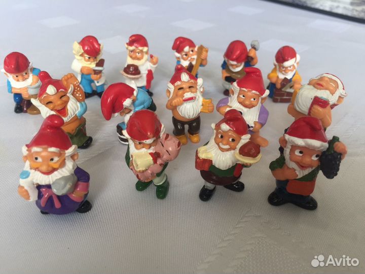 Фигурки из киндеров гномы коллекция