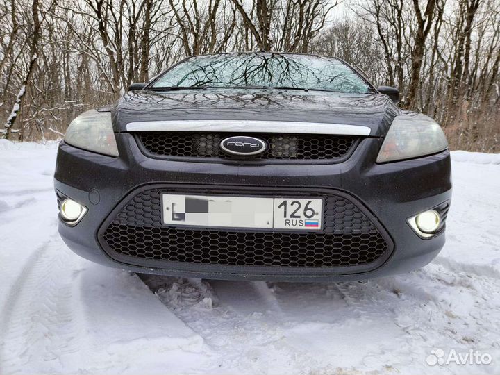 Решетка (соты) радиатора и бампера форд фокус 2