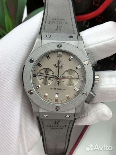 Часы Hublot