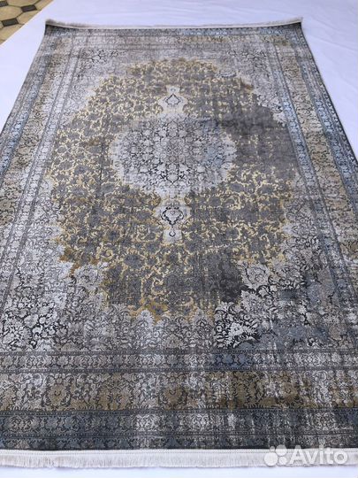 Ковер персидский шелковый 200х300 для зала на пол