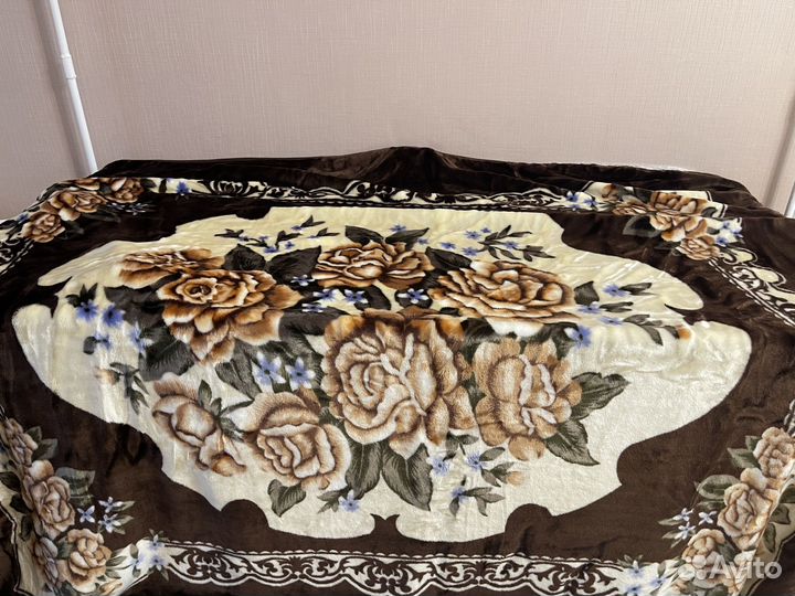 Новое покрывало на кровать 160*220 см