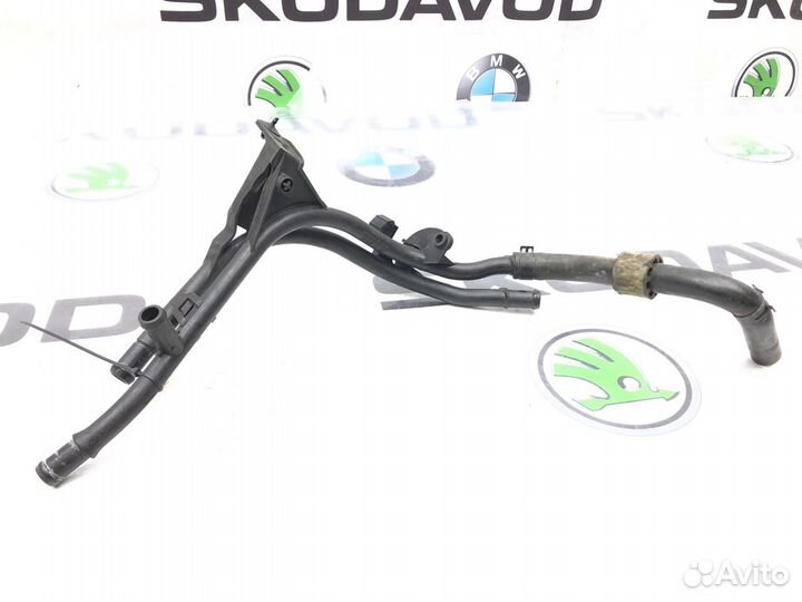 Трубка системы охлаждения Skoda Octavia Scout A5
