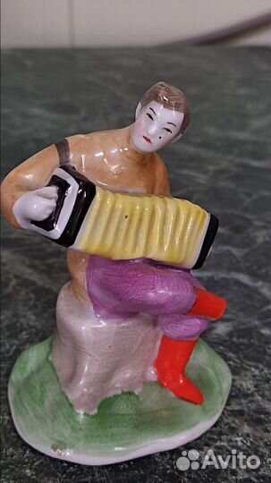 Фарфоровые статуэтки времен СССР