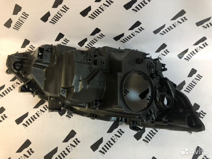 Корпус фары Lexus GS 4