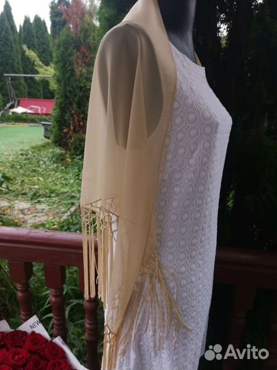 Светло бежевая косынка