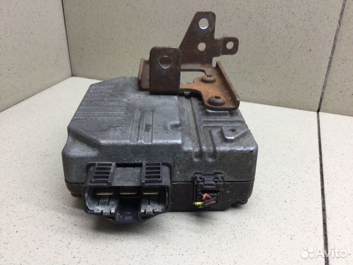 Блок электронный Hyundai Santa Fe 2012