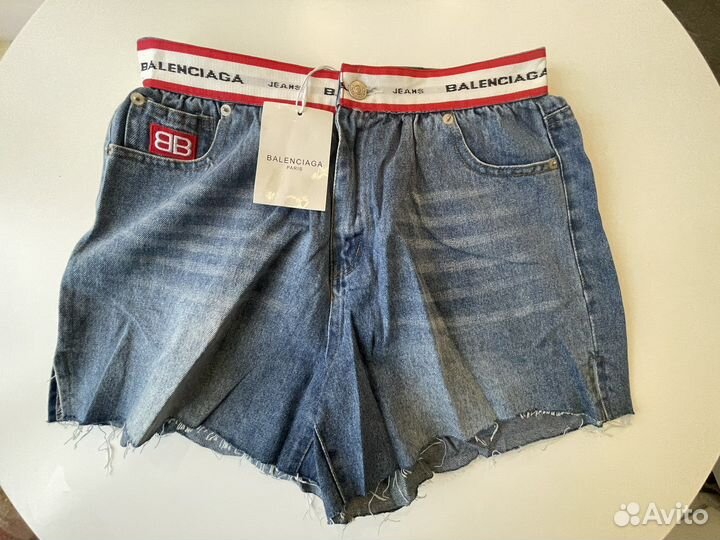 Джинсовые шорты Balenciaga