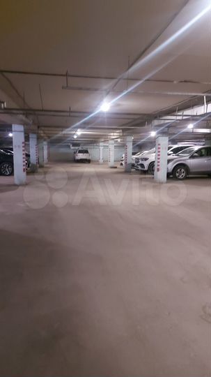 Машиноместо, 19 м²
