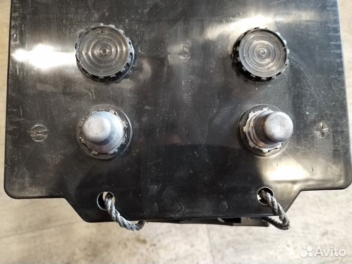 Аккумулятор автомобильный 190Ач