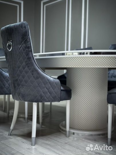 Столы и стулья новые