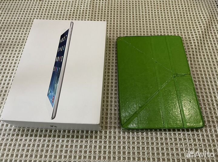 Планшет Apple (эпл) iPad Air 32Gb Wi-Fi