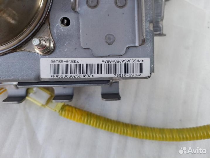 Подушка безопасности в торпедо Suzuki Liana