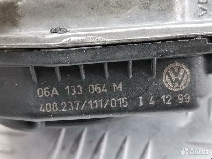 Заслонка дроссельная для Audi A3 8L 06A133064M